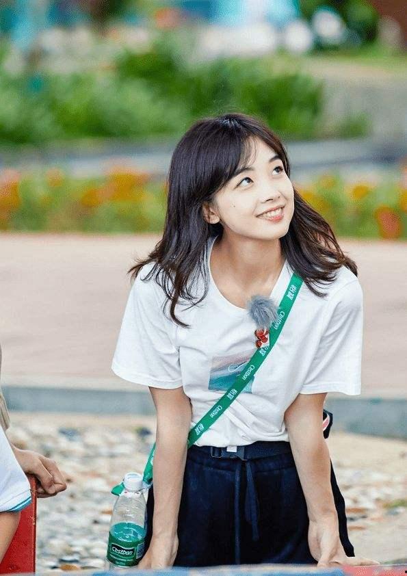 网红大瓜缇娜 娱乐新闻播报视频,娱乐新闻播报视频背后的热点事件